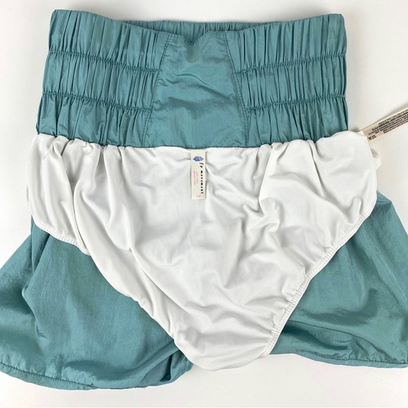 FP MOVEMENT | Short the Way Home Bleu Bayside Shorts - Picture 11 of 14